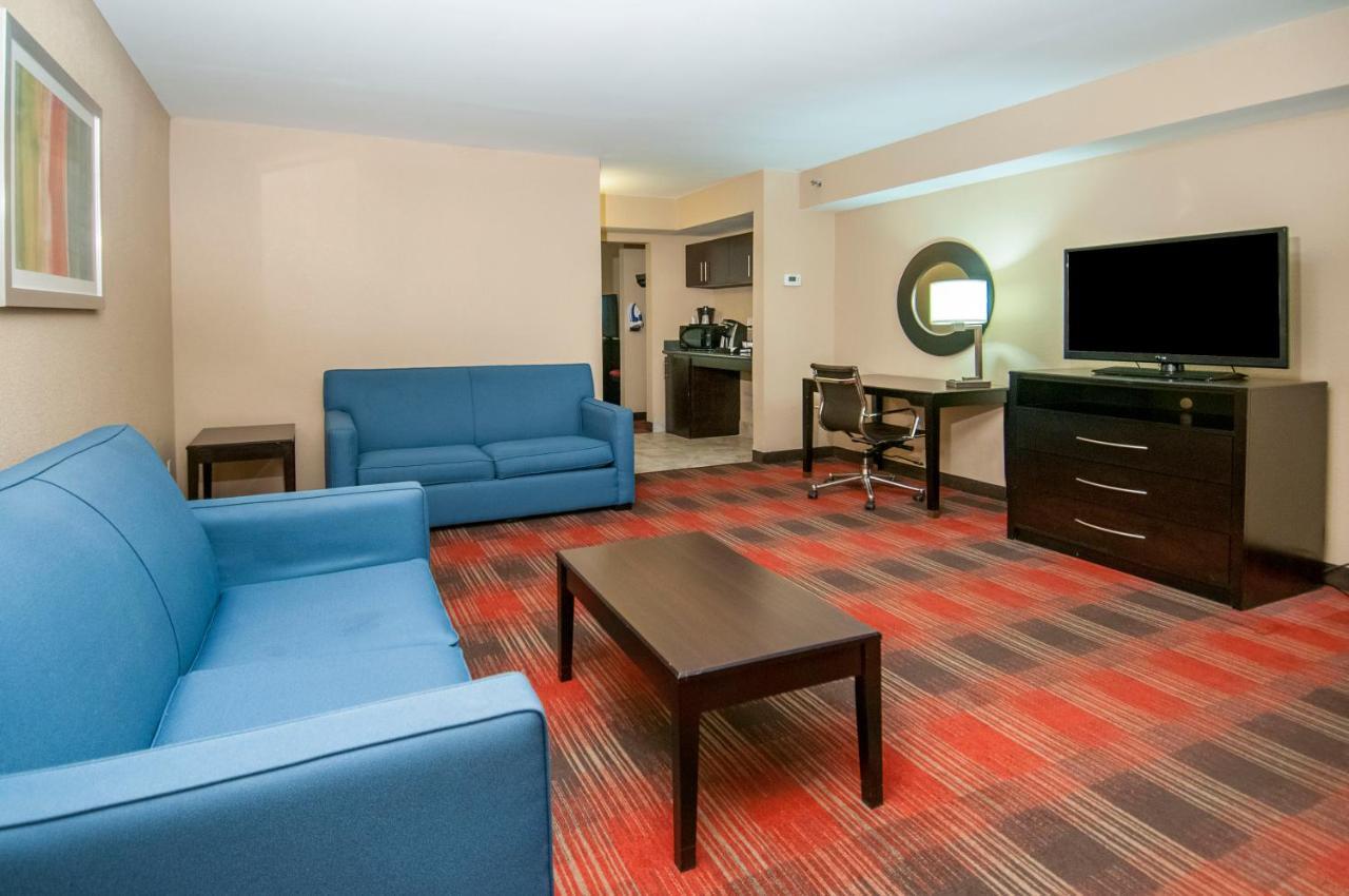 Holiday Inn Express & Suites Jackson Downtown - Coliseum By Ihg Екстер'єр фото