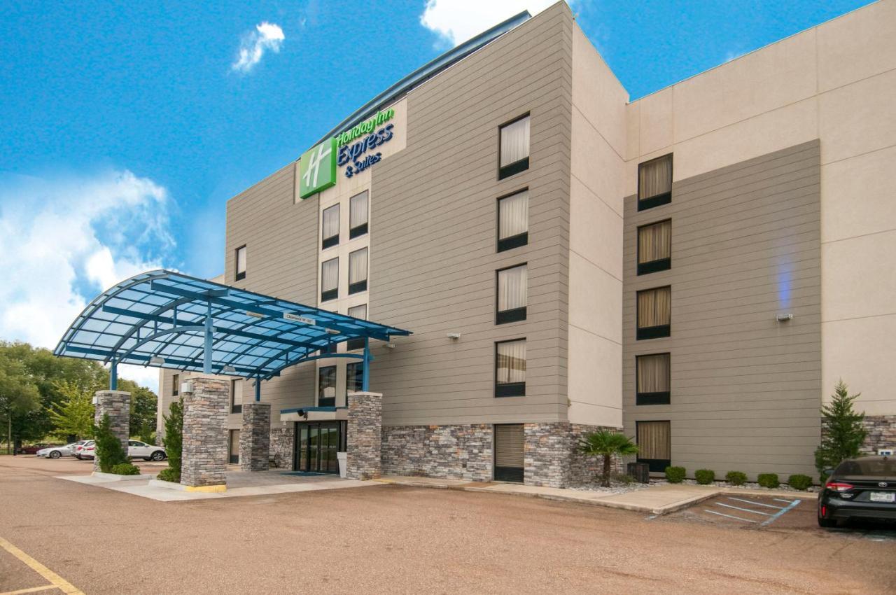 Holiday Inn Express & Suites Jackson Downtown - Coliseum By Ihg Екстер'єр фото