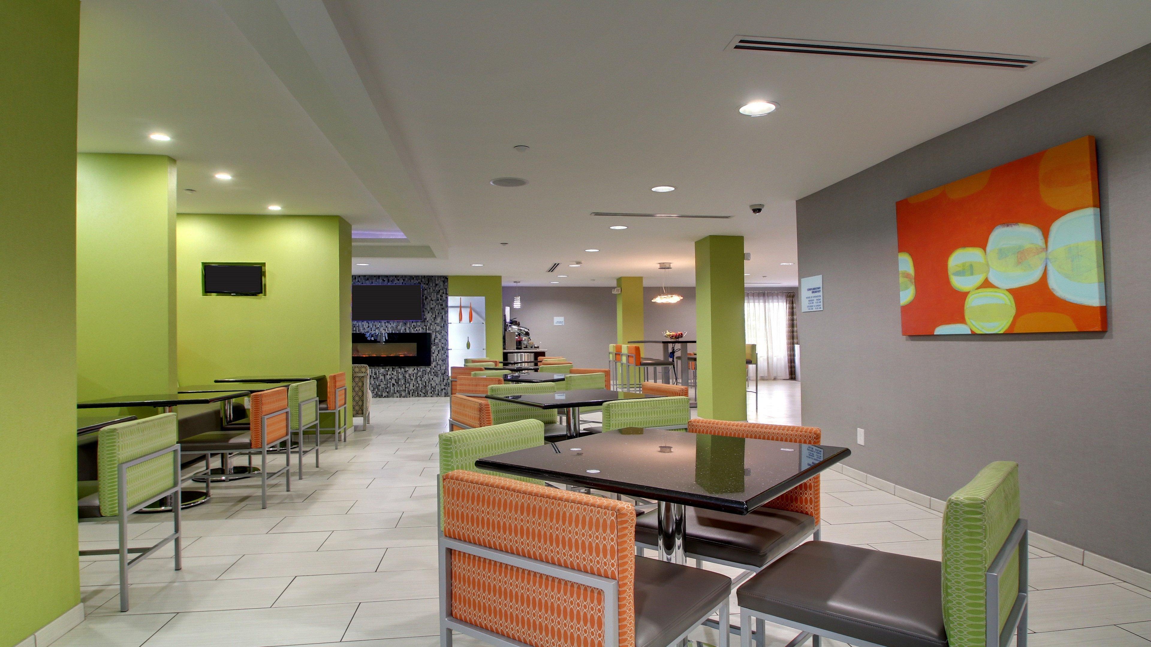 Holiday Inn Express & Suites Jackson Downtown - Coliseum By Ihg Екстер'єр фото