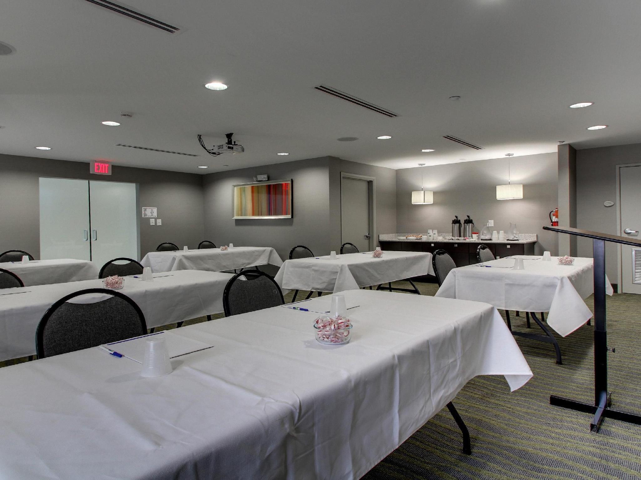 Holiday Inn Express & Suites Jackson Downtown - Coliseum By Ihg Екстер'єр фото